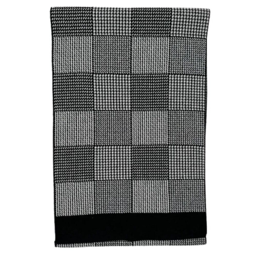 Men’s long houndstooth scarf